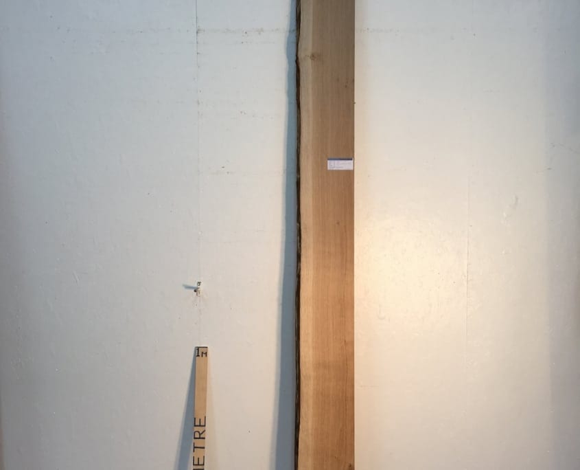 OAK 1122A-3 Single Waney Natural Live Edge Slab Board thickness 4.5cm Planed Kiln Dried Seasoned Hardwood