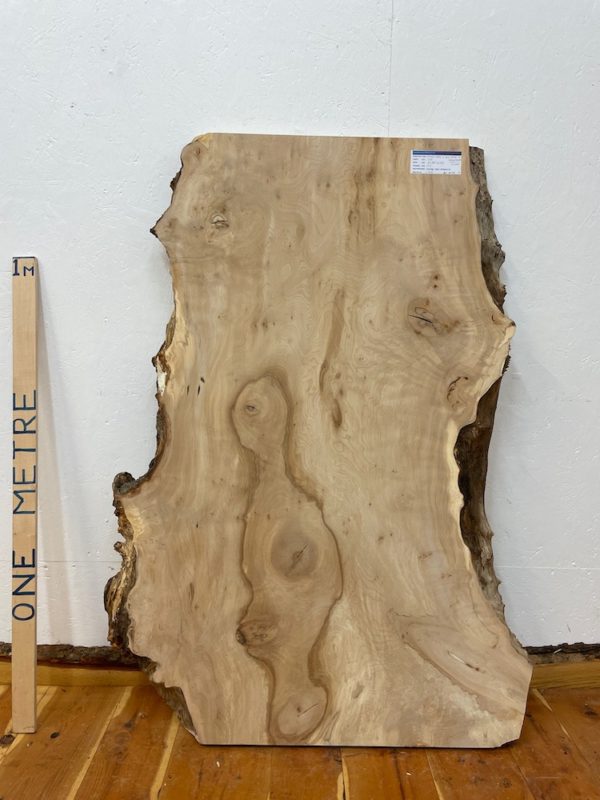 FIGURED MAPLE Natural Waney Edge Slab Coarse Sanded Finish Hardwood Board 1580A-11C Thickness 5.5cm Kiln Dried Seasoned Live Edge CoffeeTableTops