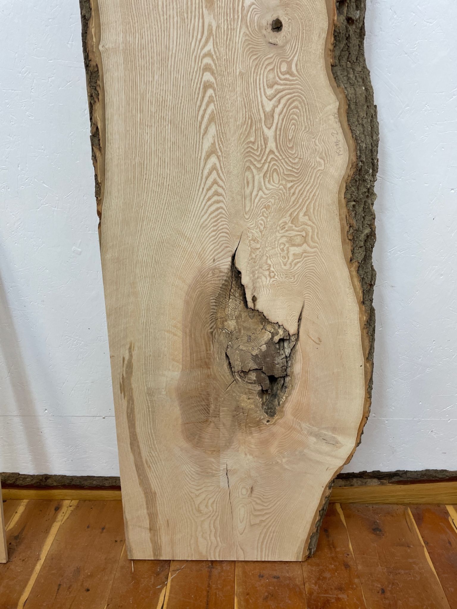 ASH Single Waney Natural Edge MILLED Finish Hardwood Board 1537B-2 Thickness 6.2cm Kiln Dried Seasoned Live Edge - Image 5