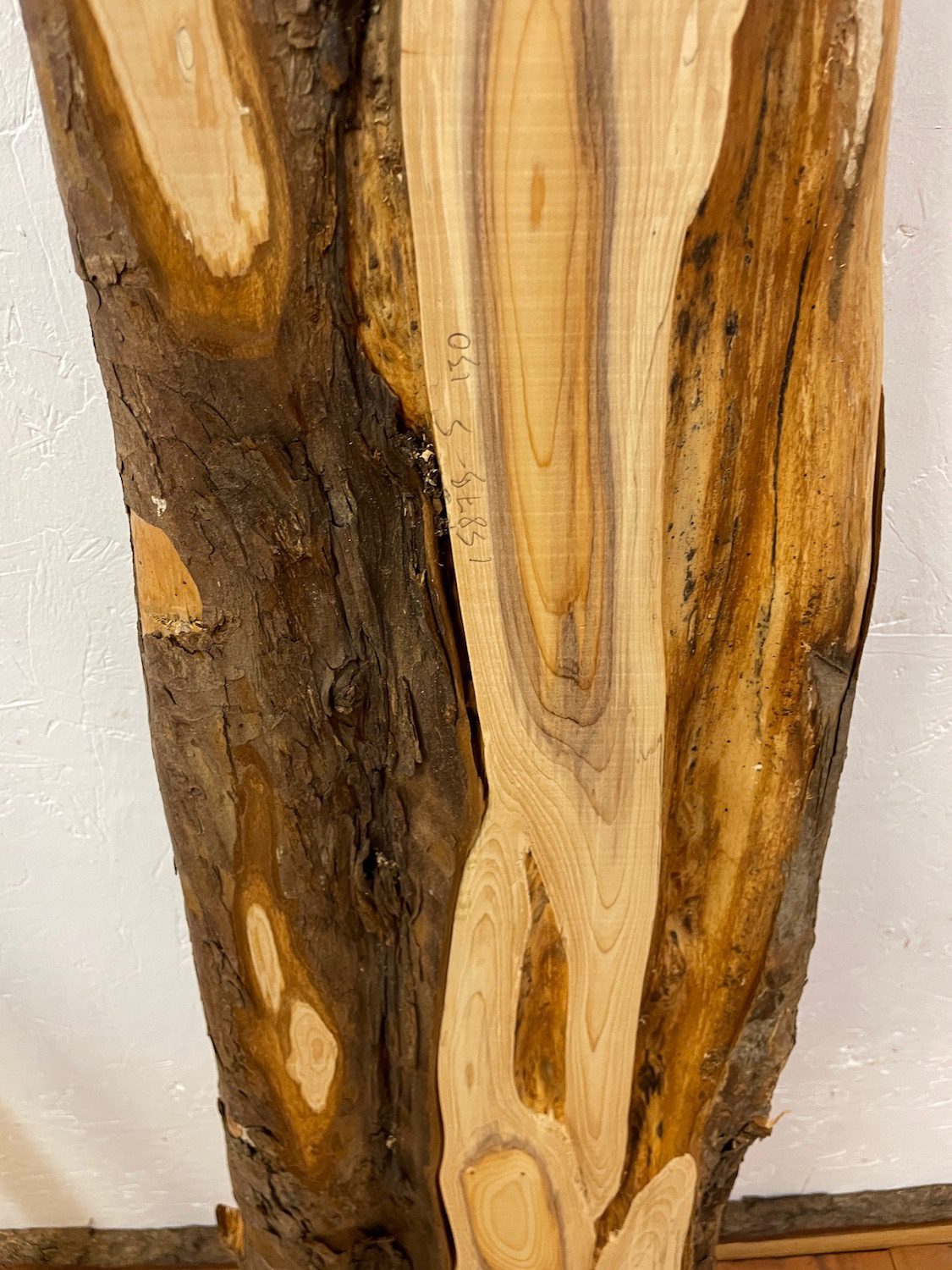 YEW Natural Waney Edge Slab Planed Finish Hardwood Board 1587B-5 Thickness 4.5cm Kiln Dried Seasoned Live Edge Wildwood - Image 12