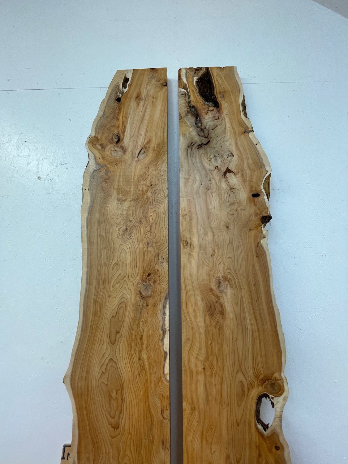 YEW Bookmatched Table Set Single Waney Edge Slabs Planed Finish Hardwood Boards 1593-4/5 Thickness 4.8cm Kiln Dried Seasoned Live Edge Epoxy Resin Projects Wildwood Desktop Tabletop Kitchen Worktops Dining Tabletops - Image 18