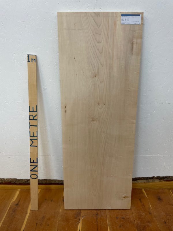 FIGURED MAPLE PAR Planed All Round Square Edge Planed Finish Hardwood Board 1682A-17B Thickness 3.2cm Kiln Dried Seasoned