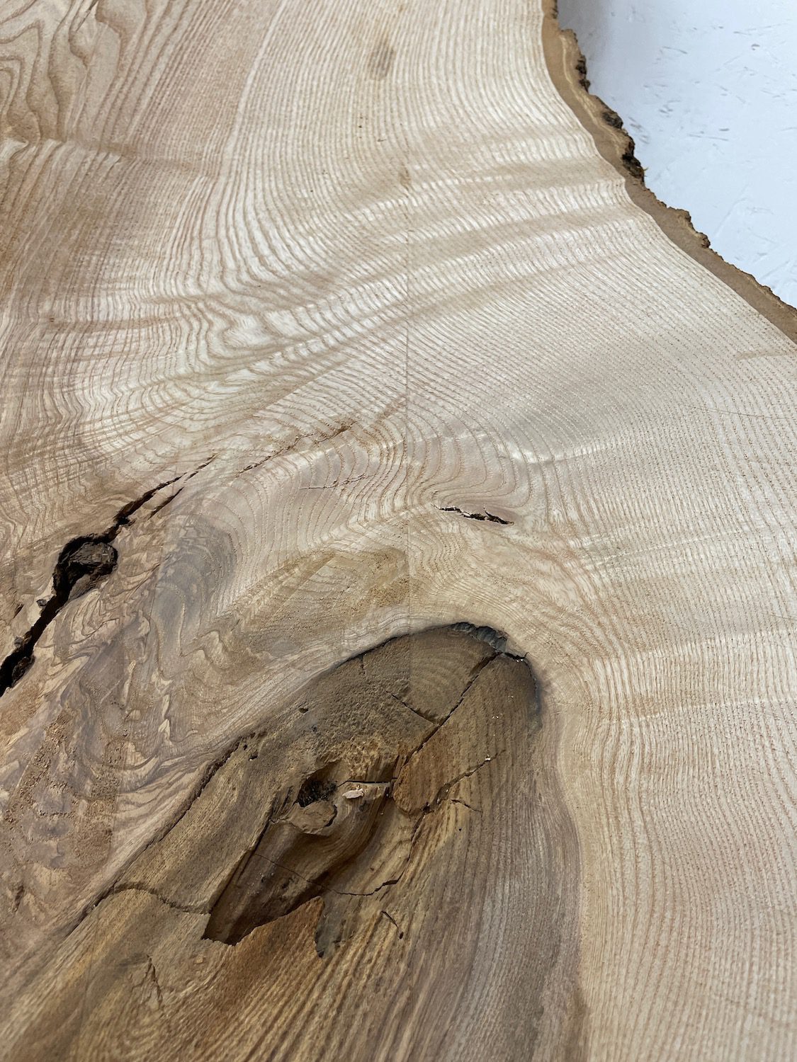OLIVE ASH CROTCH Natural Waney Edge Slab Milled Finish Hardwood Board 1537C-6 Thickness 6cm Kiln Dried Seasoned Live Edge Desktops Coffee Tabletops Wildwood - Image 24