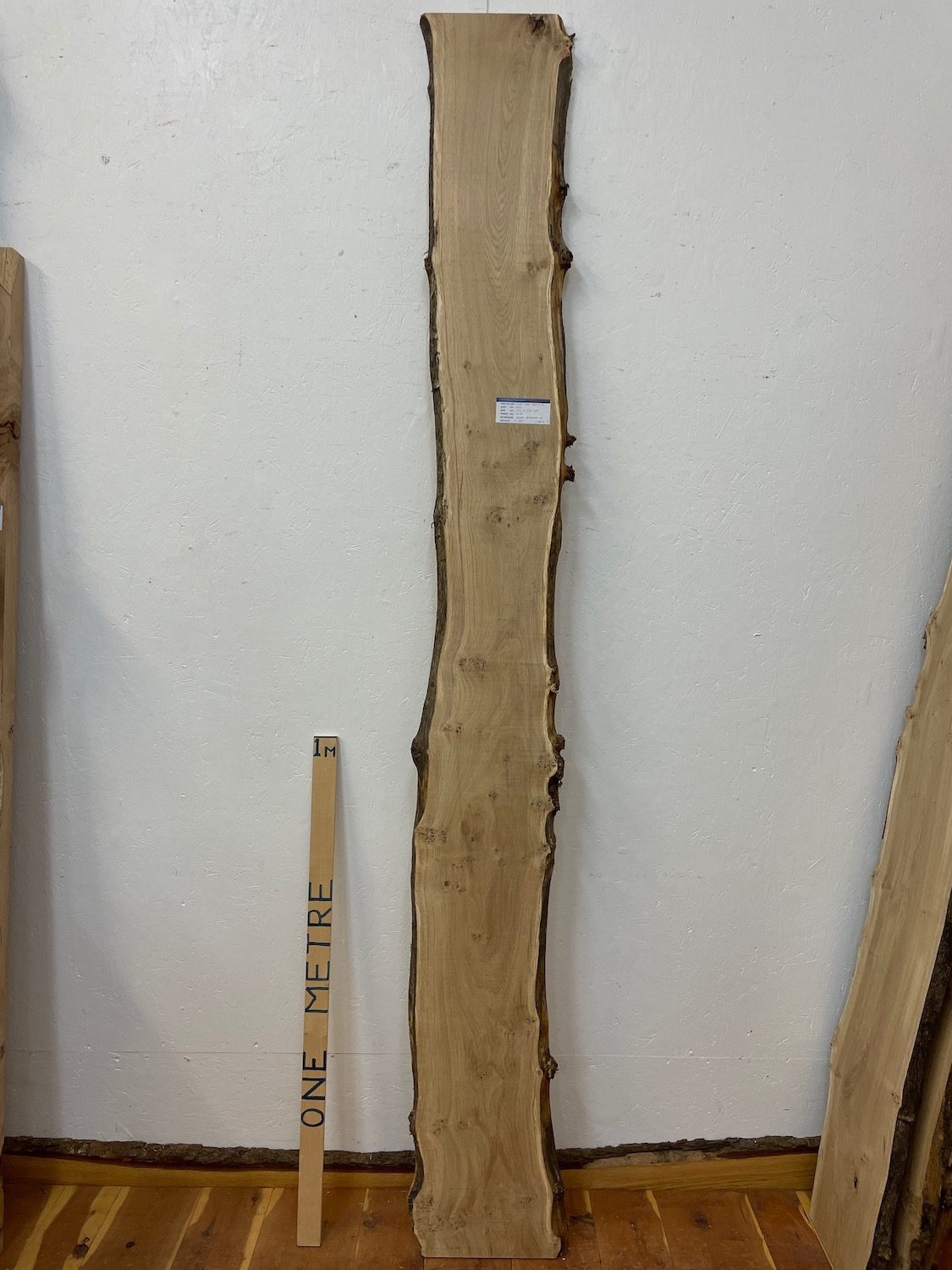 PIPPY OAK Natural Waney Edge Slab Planed Finish Hardwood Board 1690B-6 Thickness 2.8cm Kiln Dried Seasoned Live Edge Wildwood Wallart