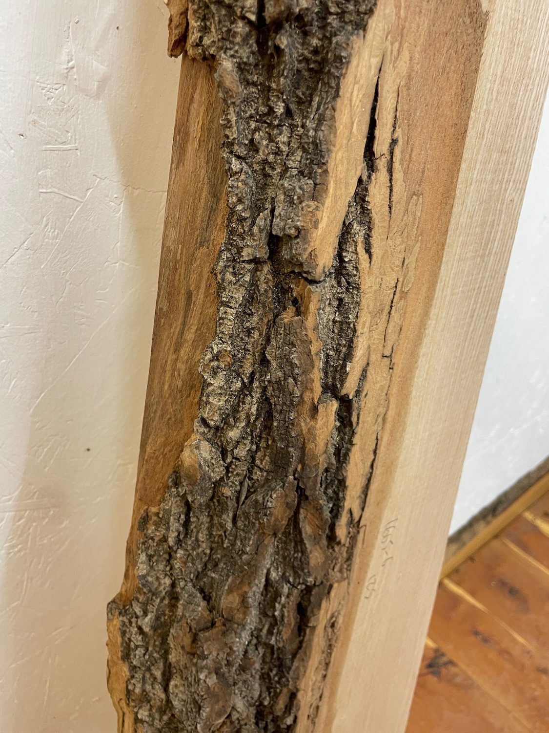 ASH Single Waney Edge Slab Planed Finish Hardwood Board 1665-6L Thickness 6.5cm Kiln Dried Seasoned Live Edge Wildwood Shelves Mantels - Image 6