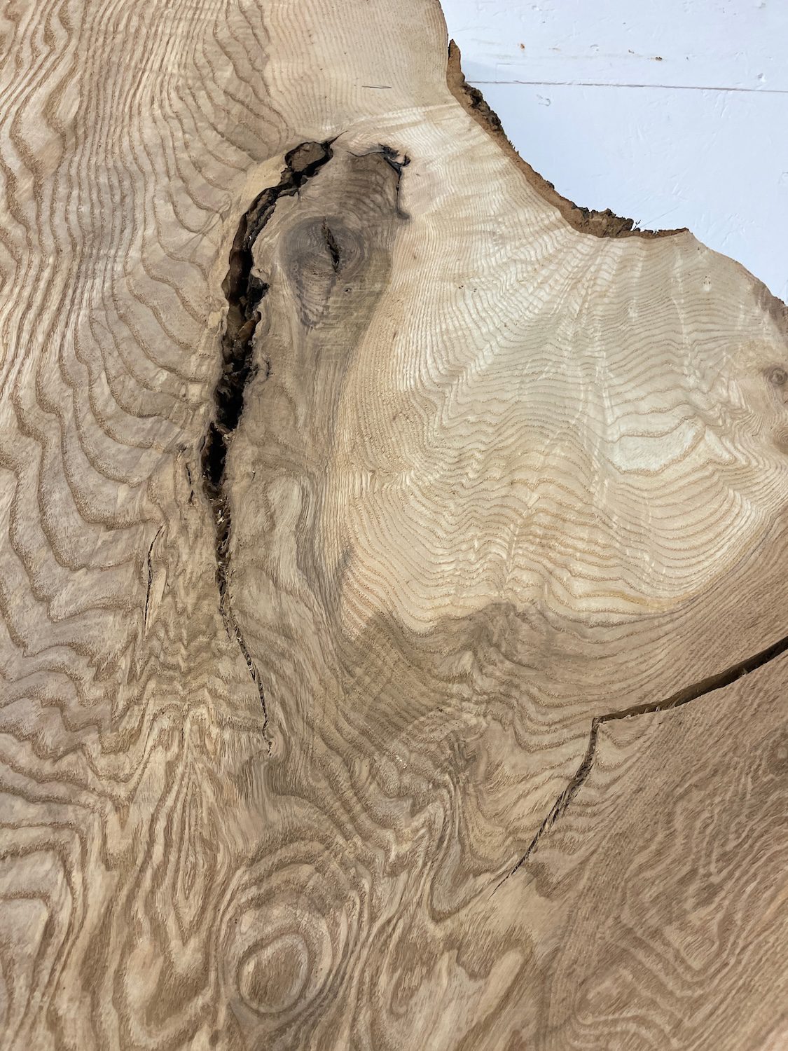 RIPPLE FIGURED OLIVE ASH Natural Waney Edge Slab Milled Finish Hardwood Board 1647A-12 Thickness 6cm Kiln Dried Seasoned Live Edge Desks Wildwood Dining Tabletops - Image 8