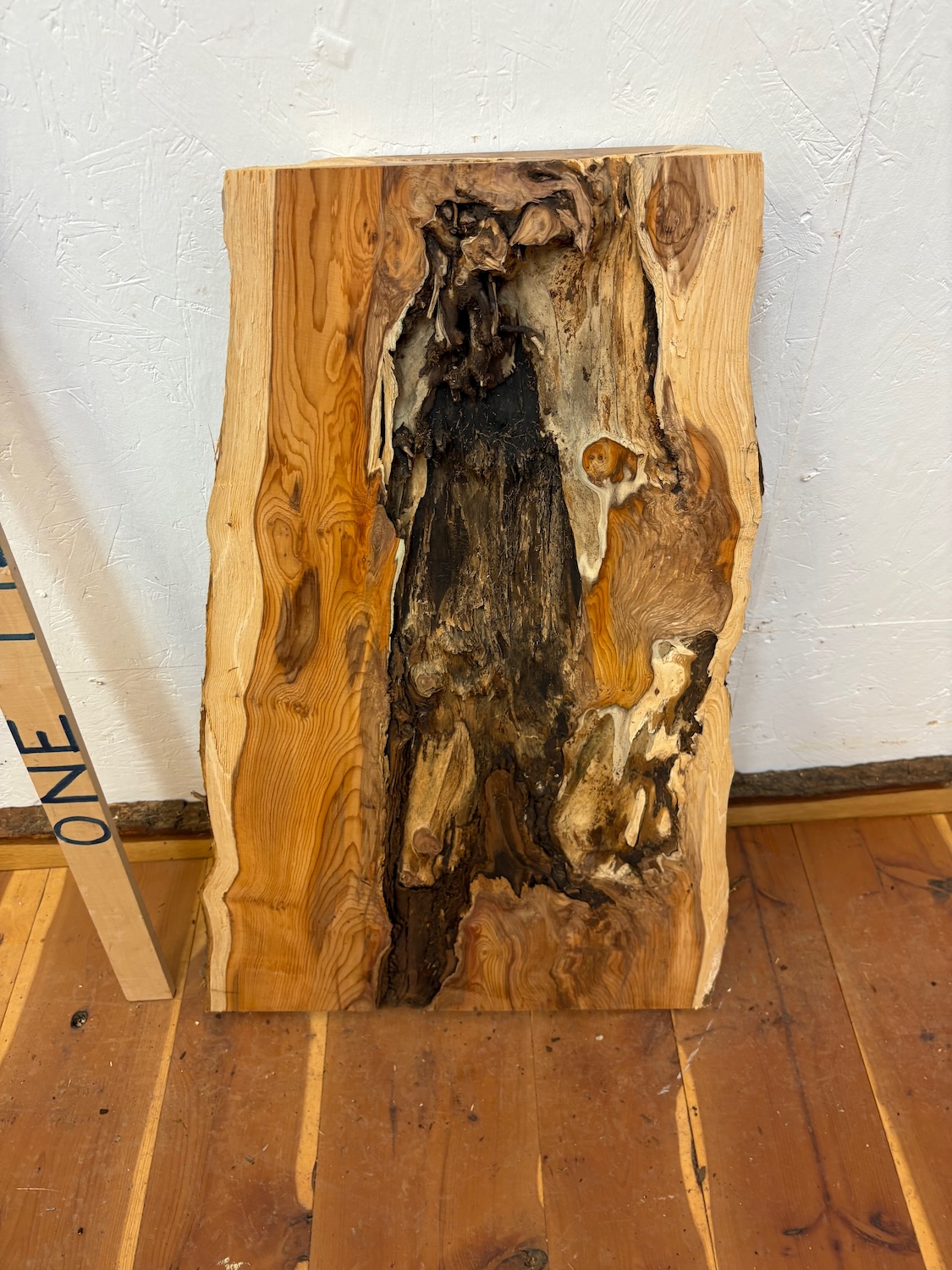 YEW Natural Waney Edge Slab Planed Finish Hardwood Board 1597-3 Thickness 5cm Kiln Dried Seasoned Live Edge Offcut - Image 8